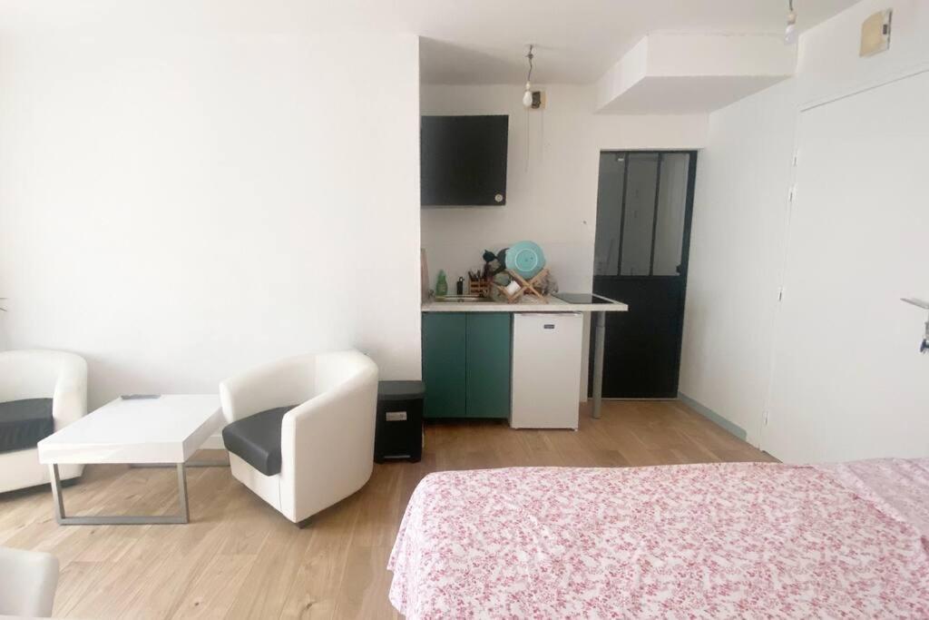 Appartement En Face De La Gare - Centre Ville Poitiers Zewnętrze zdjęcie